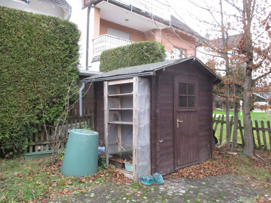 Gartenanteil mit Gartenh�uschen Etagenwohnung Bergneustadt / Wiedenest