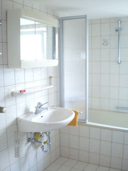 Bad mit Wanne Dachgeschosswohnung Sankt Augustin