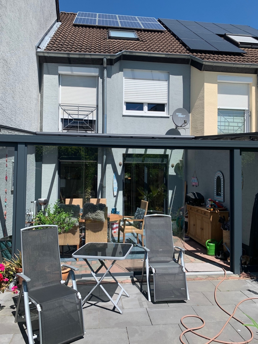 Wintergarten mit Schiebet�ren Reihenhaus Sankt Augustin