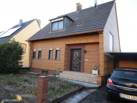 Hausansicht -Strasse- Einfamilienhaus Sankt Augustin