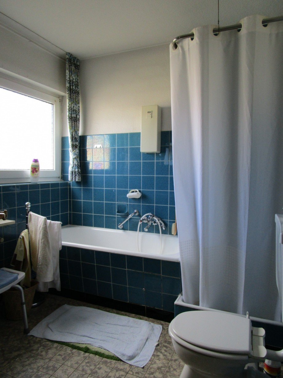Badezimmer im OG Einfamilienhaus Sankt Augustin