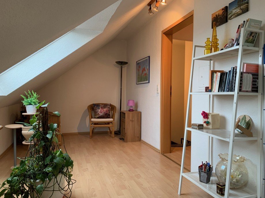 Zimmer 2 im DG Reihenhaus Sankt Augustin