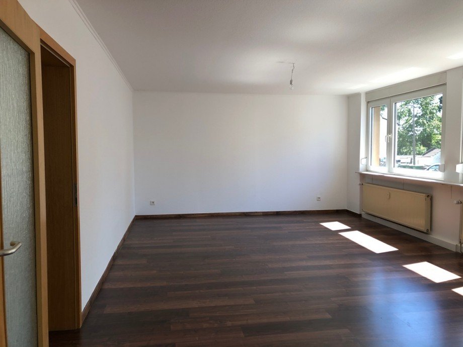 Wohnzimmer Wohnung Erdgeschoss Mehrfamilienhaus Sankt Augustin