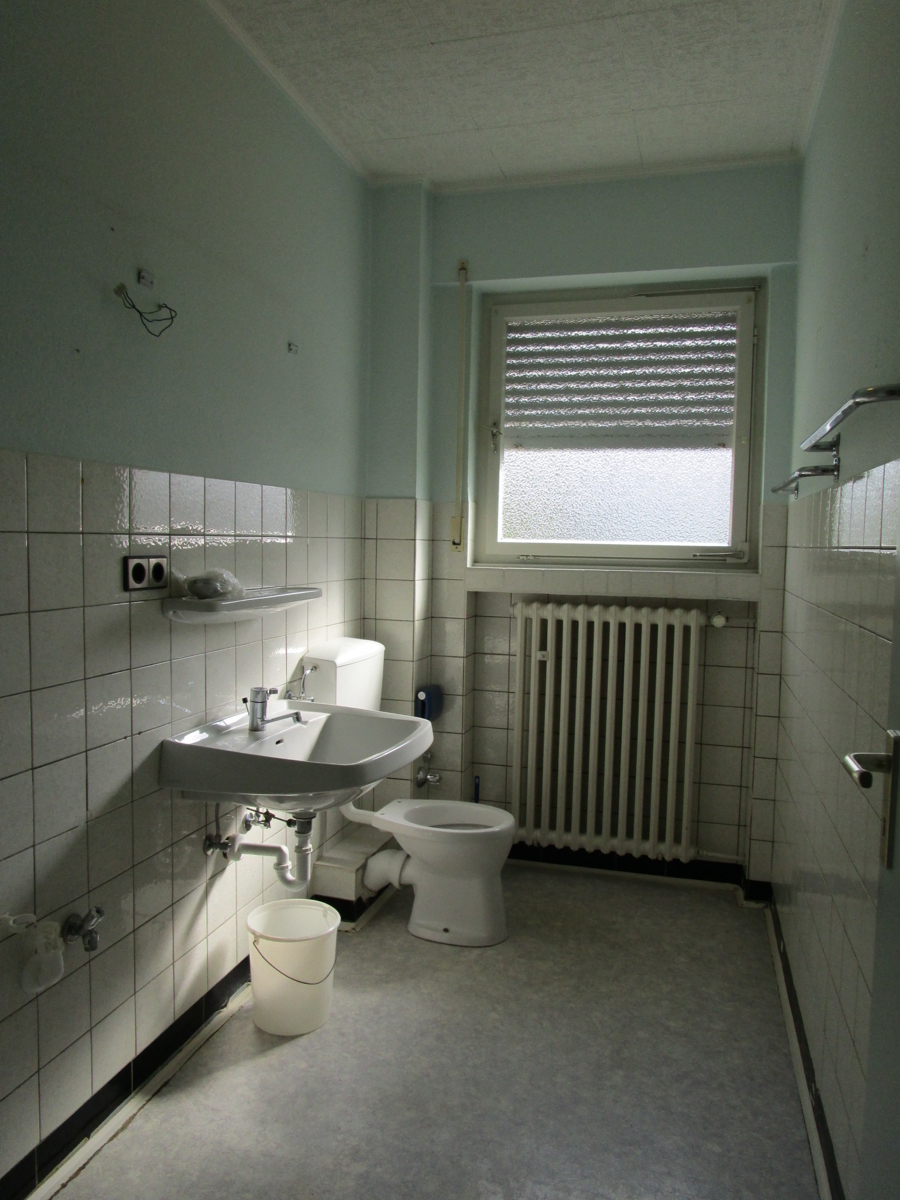 WC mit Dusche Etagenwohnung Bad Honnef
