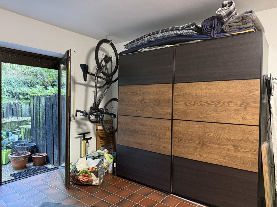 Ansicht Wohn,- Schlafzimmer Souterrainwohnung Sankt Augustin