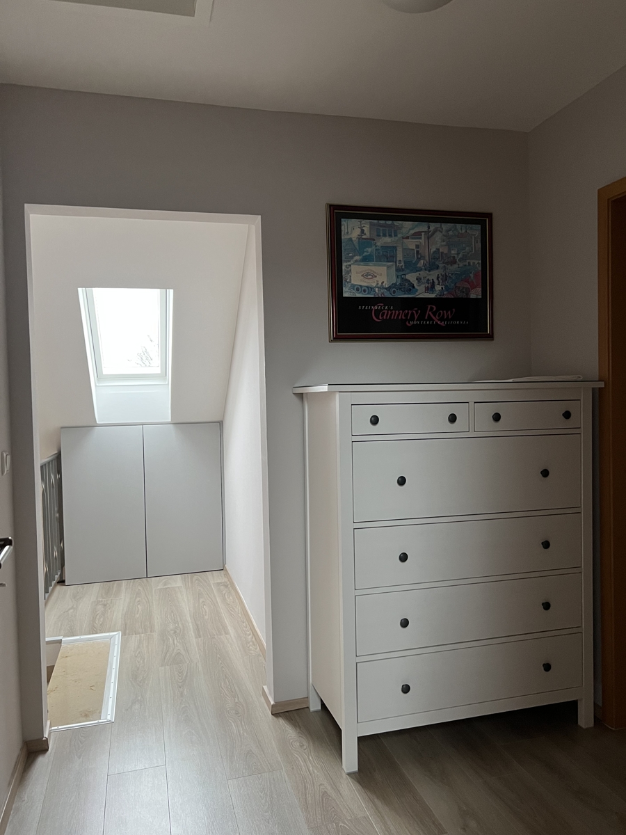 Diele im DG Doppelhaush�lfte Sankt Augustin