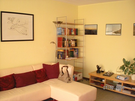 Wohnzimmeransicht 1 Bornheim - Bornheim Zentrum Etagenwohnung Bornheim, schicke 3 Zimmerwohnung mit Balkon und Stellplatz, ca. 72 m� Wfl.