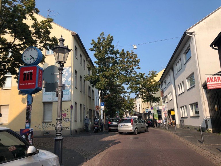 Wohnumgebung Bonn / Endenich Einfamilienhaus BONN-ENDENICH ZENTRUM, Einfamilienhaus mit ca. 150 m� WNfl., 6 Zimmer, K�che, Diele, Bad, Terrasse