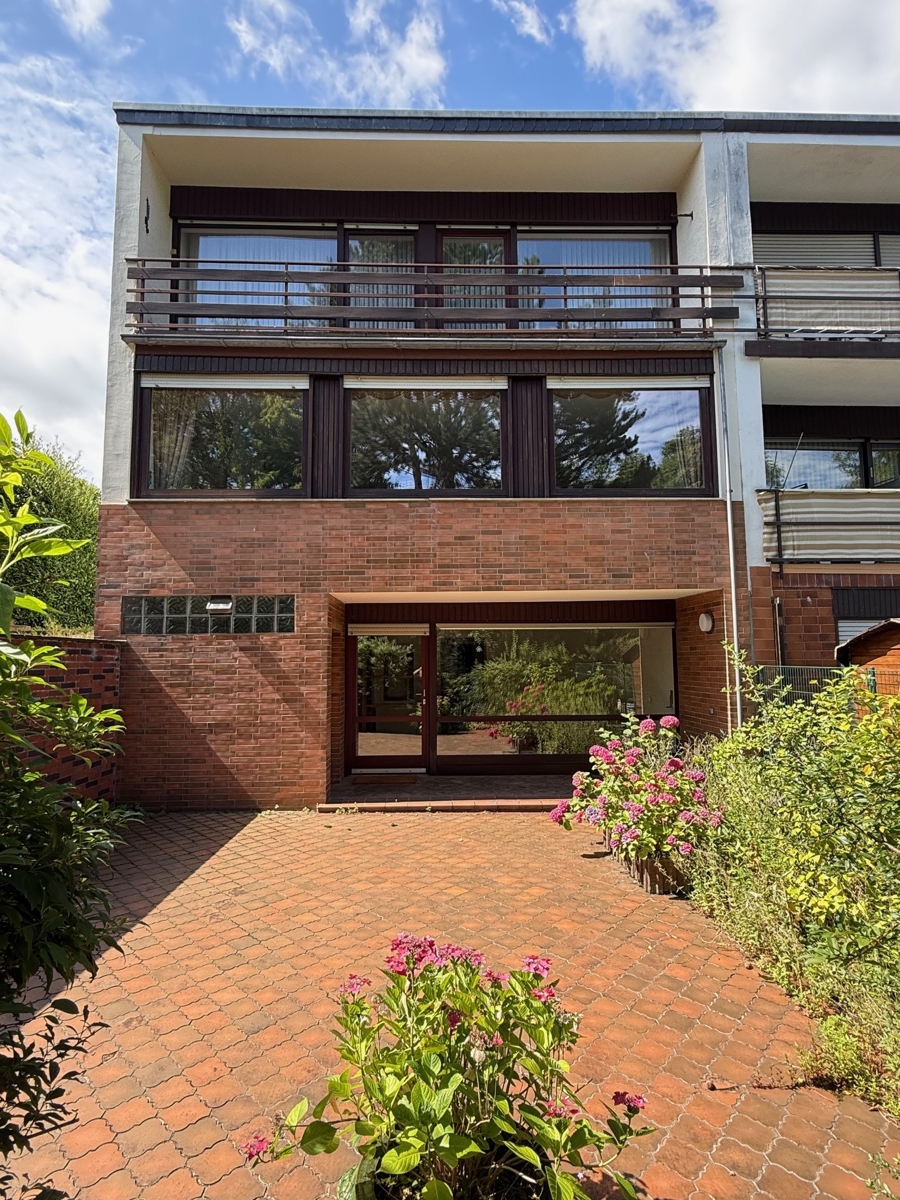 R�ckansicht mit Terrasse Reiheneckhaus Bonn