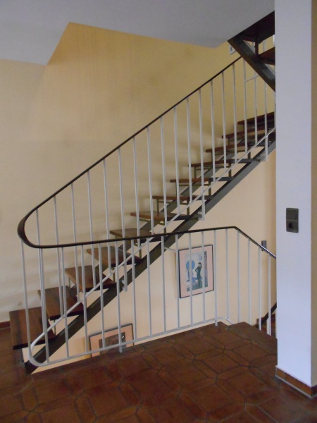 Treppe nach oben Reihenhaus Sankt Augustin