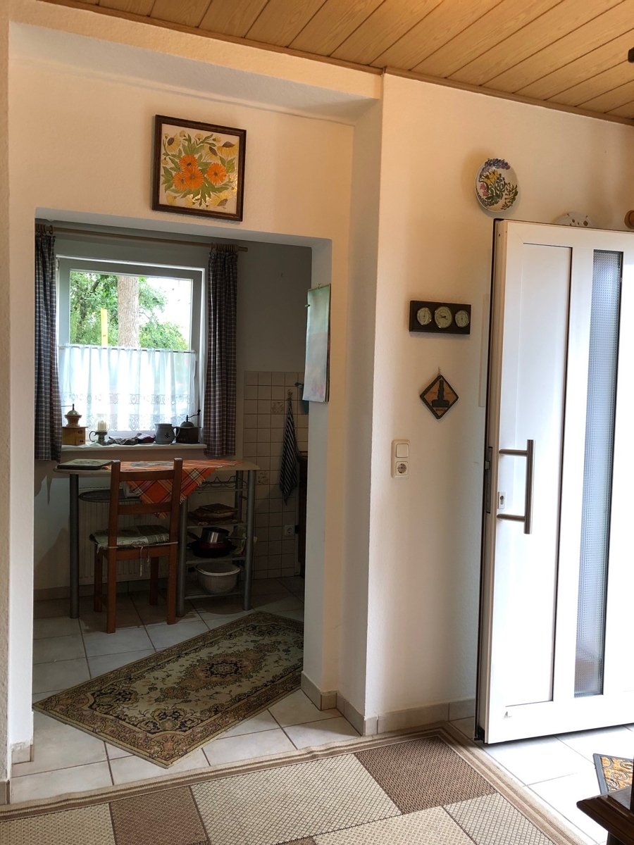 Ansicht Diele / Hauseingang und K�che Einfamilienhaus Hennef (Sieg)