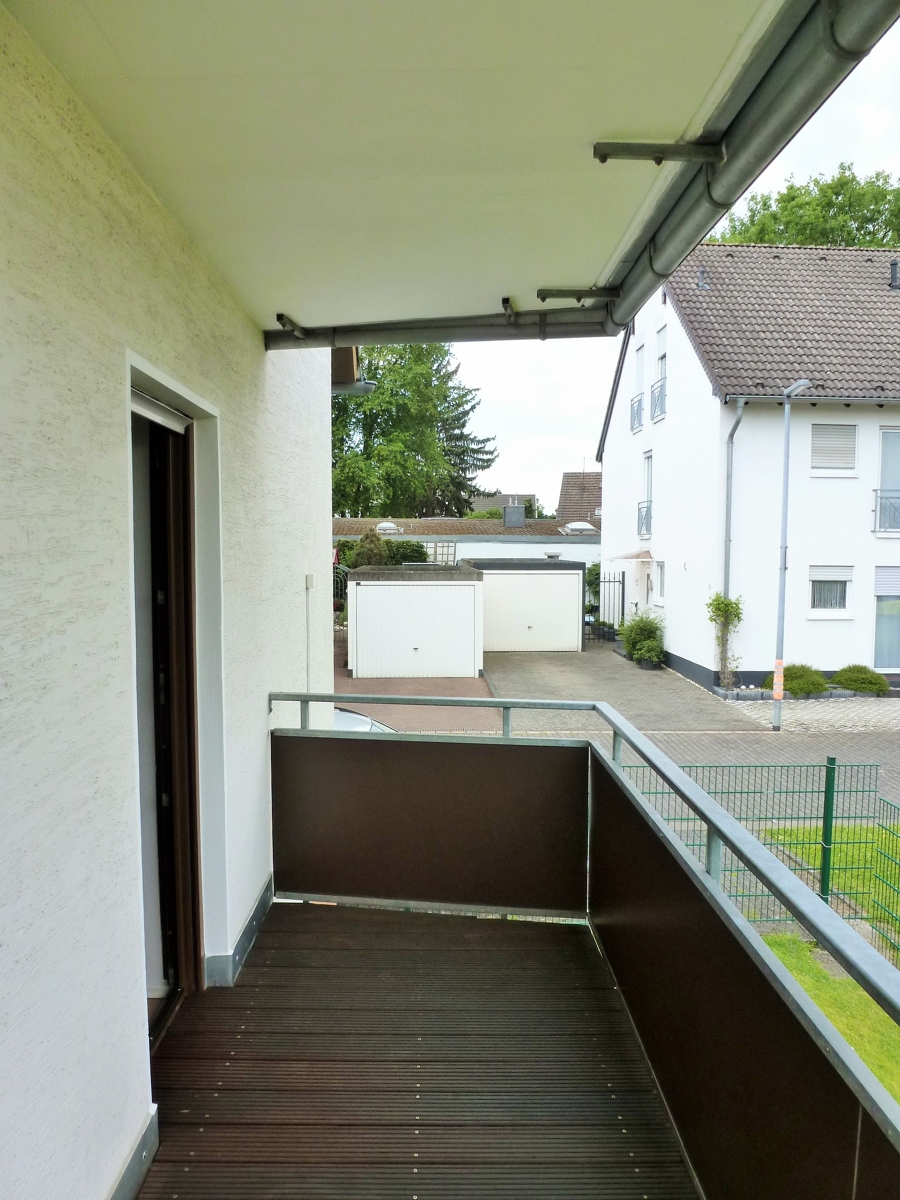 Ansicht Balkon -�berdacht- Mehrfamilienhaus Sankt Augustin