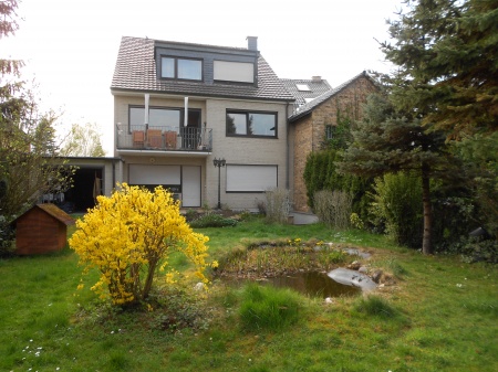 R�ckansicht Etagenwohnung Bonn / P�tzchen