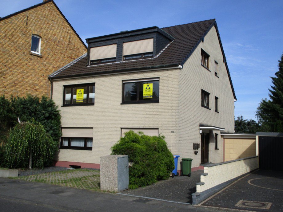 Hausansicht Etagenwohnung Bonn / P�tzchen