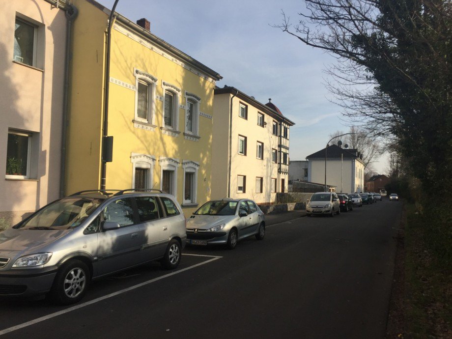 Strassenansicht Etagenwohnung Troisdorf