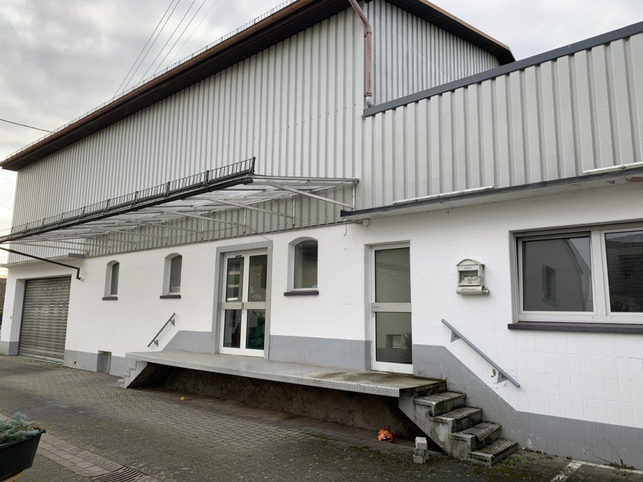 Ansicht Gewerbehalle Gemischt-Grundst�ck Windeck
