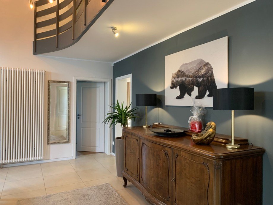 Ansicht Eingangsdiele mit Treppenhaus Einfamilienhaus Sankt Augustin