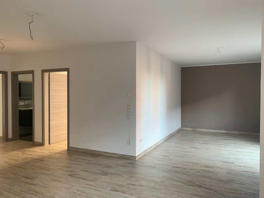 Wohn,- Esszimmer Etagenwohnung Sankt Augustin