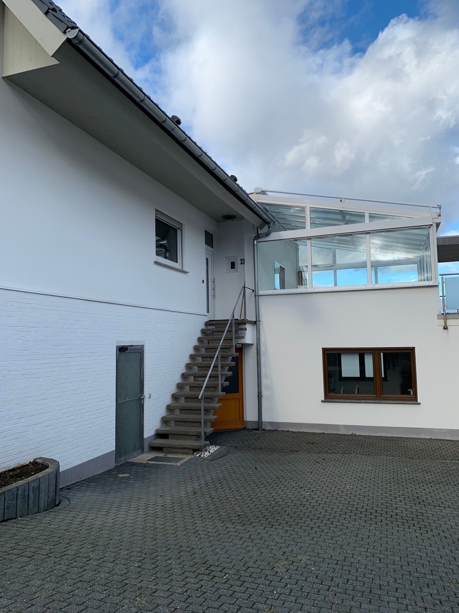 Hausansicht Etagenwohnung K�nigswinter / Ittenbach