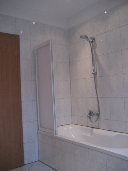 Badezimmer Ansicht 2 Dachgeschosswohnung K�ln