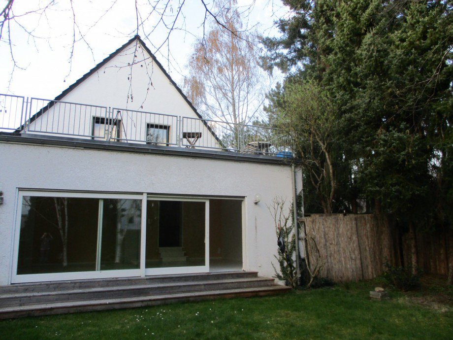 Haus/ -R�ckansicht Erdgeschosswohnung Sankt Augustin