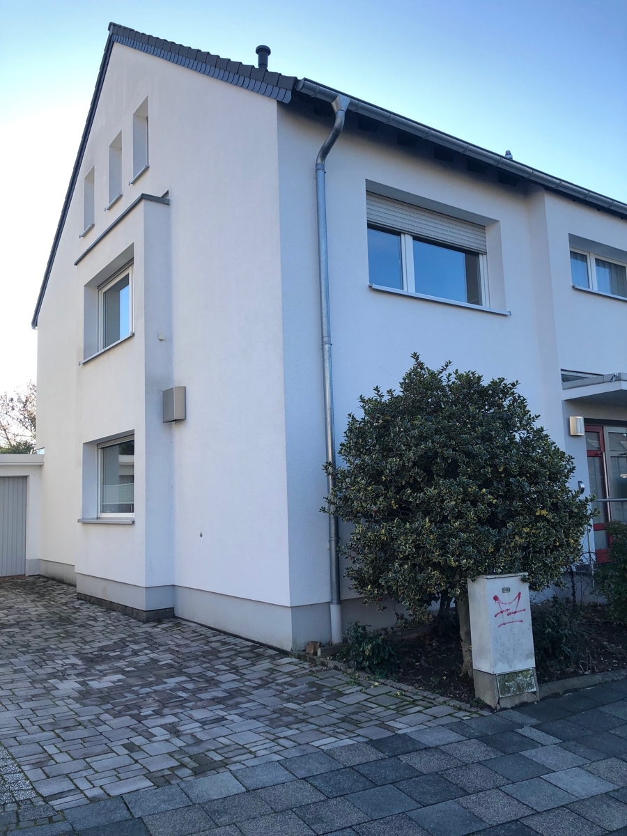 Hausansicht Doppelhaush�lfte Sankt Augustin