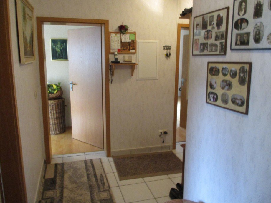 Flur Etagenwohnung Bergneustadt / Wiedenest