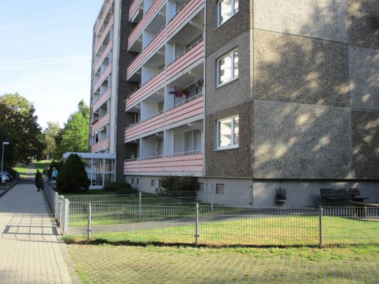 Au�enansicht Sankt Augustin Erdgeschosswohnung SANKT AUGUSTIN, 1 Zimmer- Appartement im 1.OG, K�che, Diele, Bad, Balkon, ca. 40 m� Wfl.