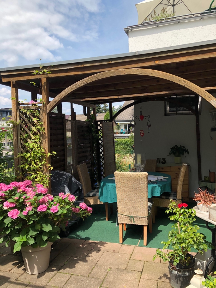 �berdachte Terrasse im EG Einfamilienhaus Hennef (Sieg)