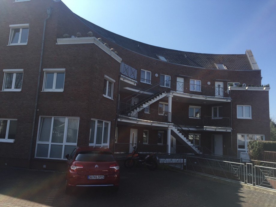 Hausansicht Erdgeschosswohnung Hennef