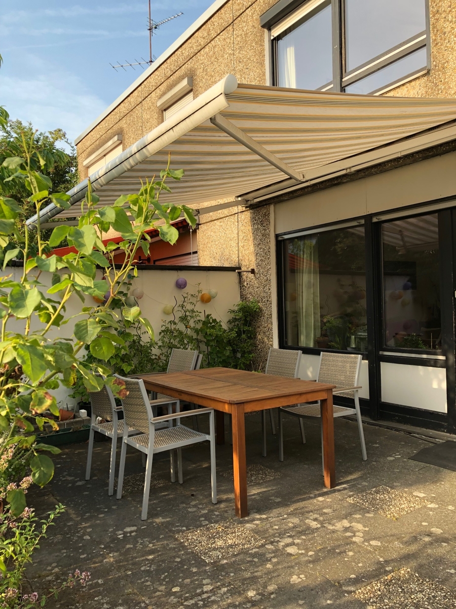 Terrasse mit Markise Reihenhaus Sankt Augustin