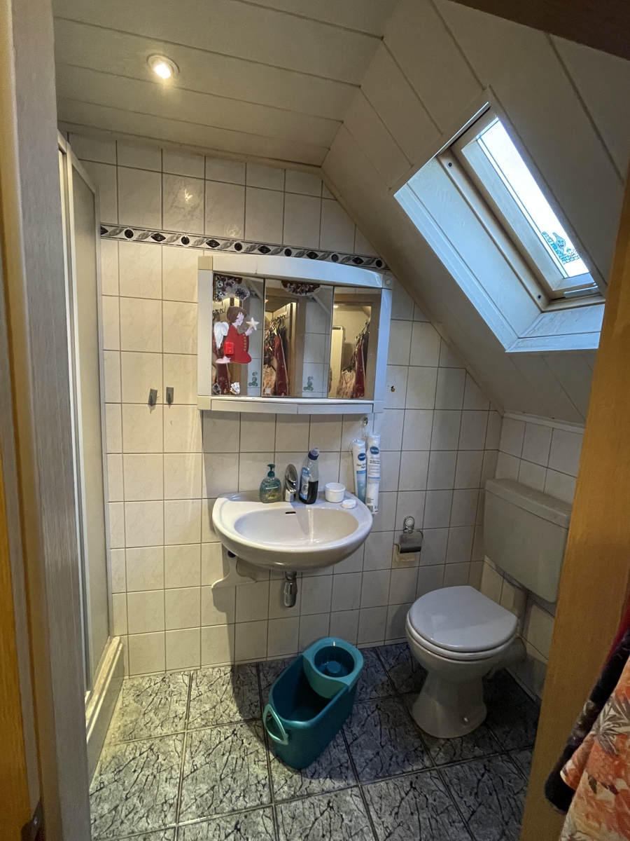 Bad im DG Einfamilienhaus Siegburg