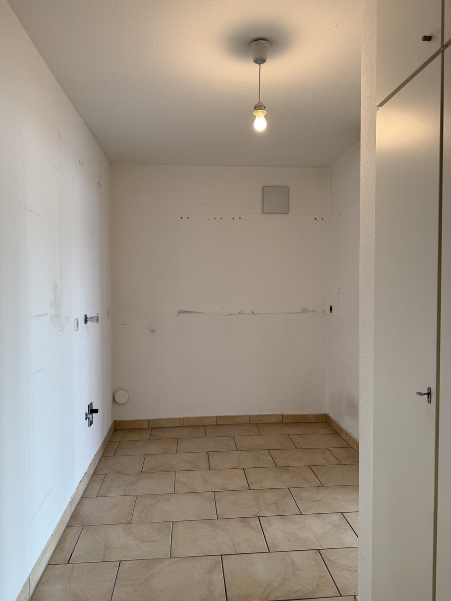 - Etagenwohnung Bonn