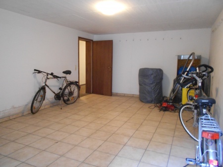 Untergeschoss / Hobbyrau Etagenwohnung Bonn / P�tzchen