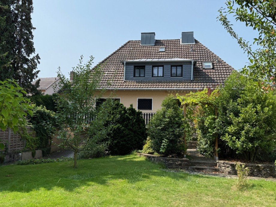 R�ckansicht Einfamilienhaus Bonn