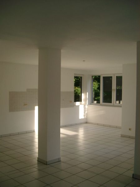 Wohnbereich mit K�che Etagenwohnung Hennef