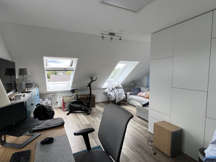 Dachstudio Doppelhaush�lfte Pulheim / Geyen