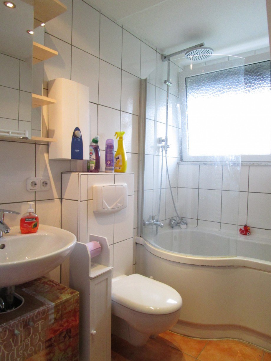 Badezimmer im OG Einfamilienhaus Sankt Augustin / Hangelar
