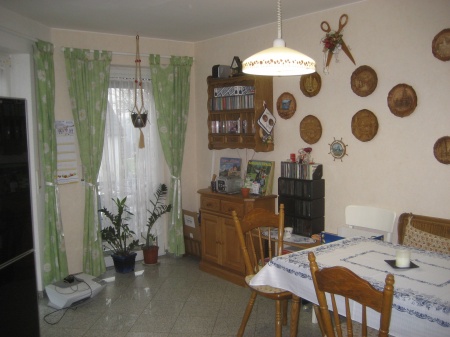 Wohnk�che Ansicht 1 Doppelhaush�lfte Buchholz (Westerwald) / Jungeroth