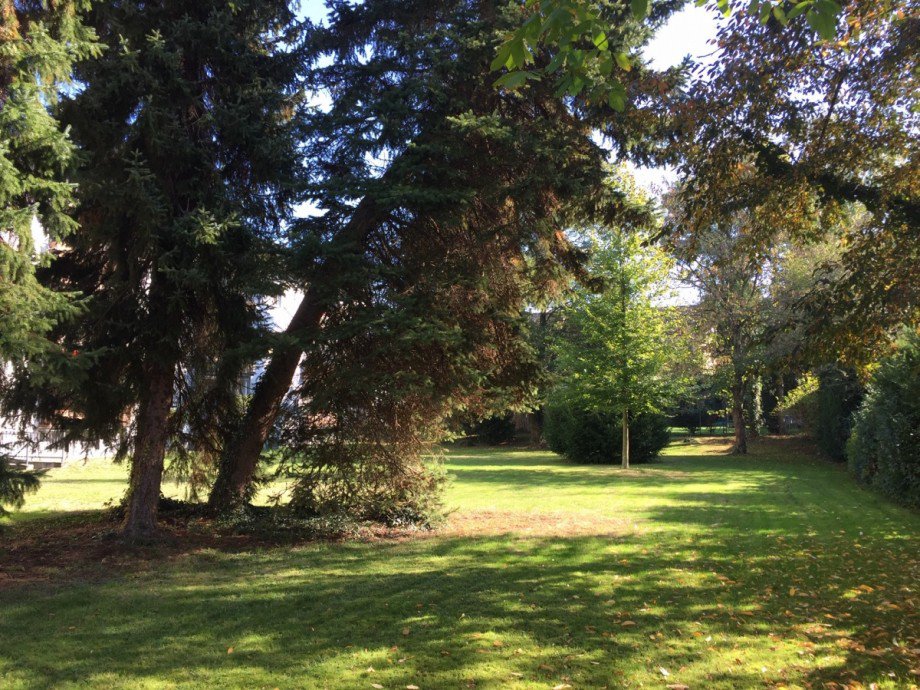 gro�es Park �hnliches Grundst�ck Etagenwohnung Sankt Augustin