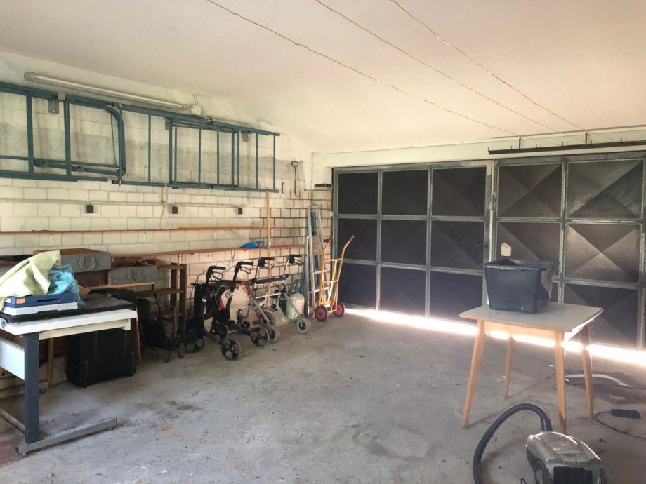 gro�e Doppelgarage Einfamilienhaus Bonn