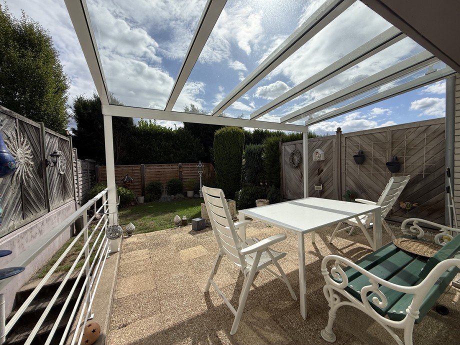 sch�ne �berdachte Terrasse Reihenhaus Sankt Augustin