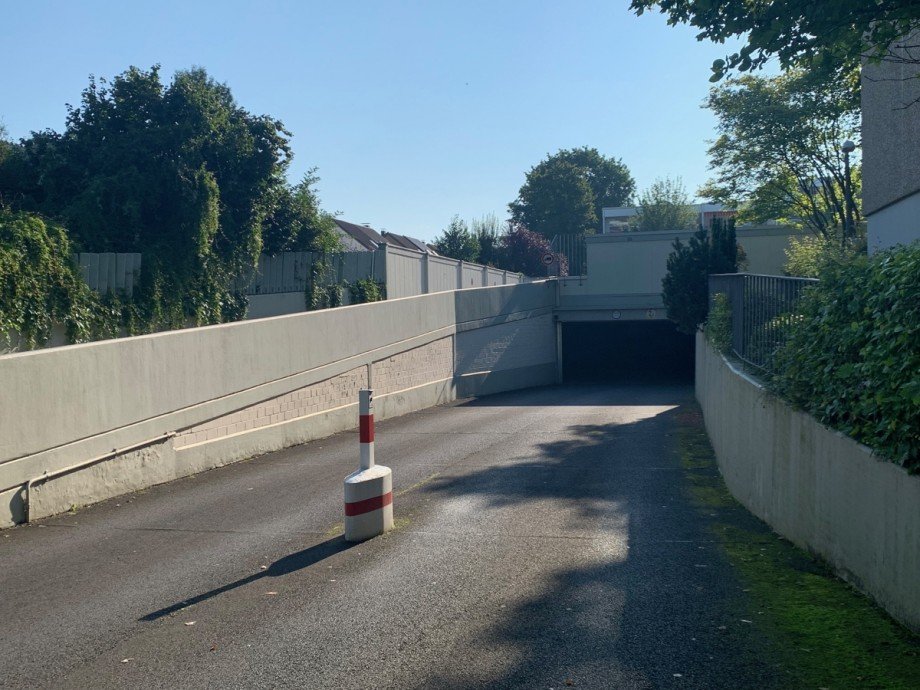 Zufahrt zur TG Etagenwohnung Sankt Augustin