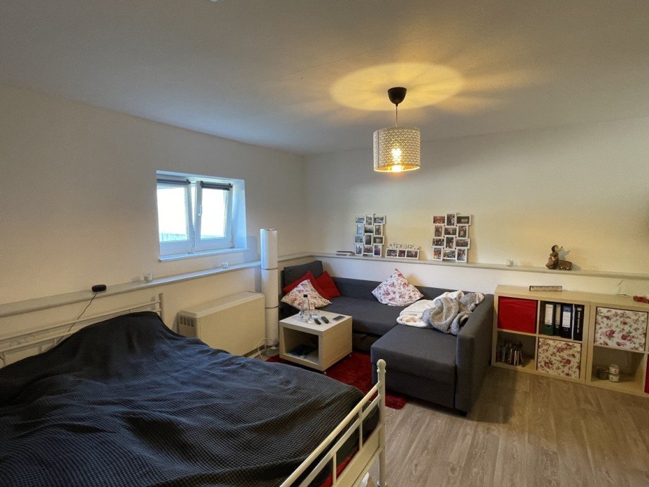 Wohn/-Schlafraum Appartement EG Mehrfamilienhaus Asbach