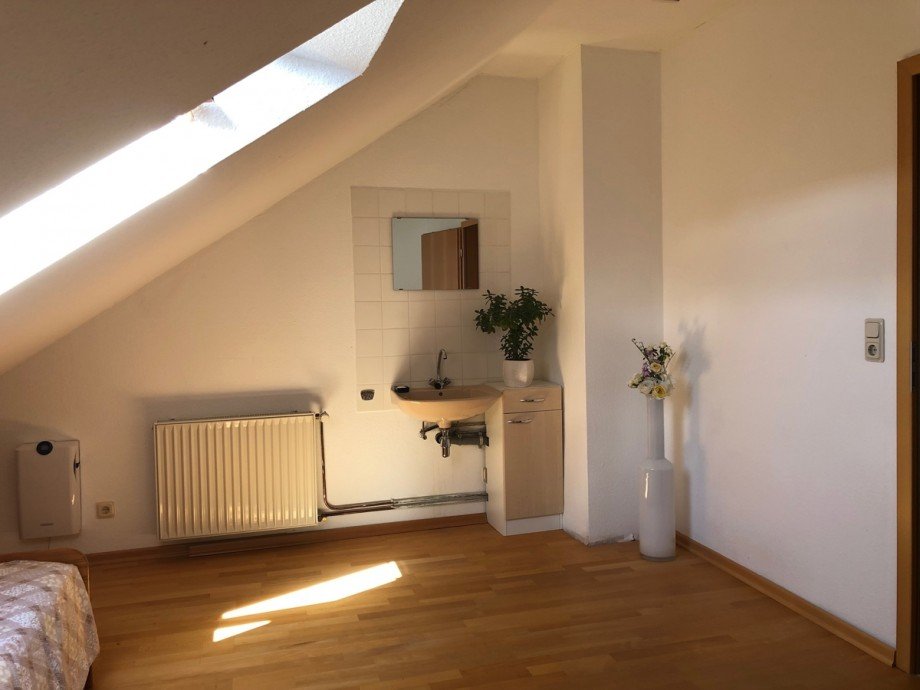 gro�es Kinderzimmer 1 im Dachgeschoss Reihenhaus Sankt Augustin