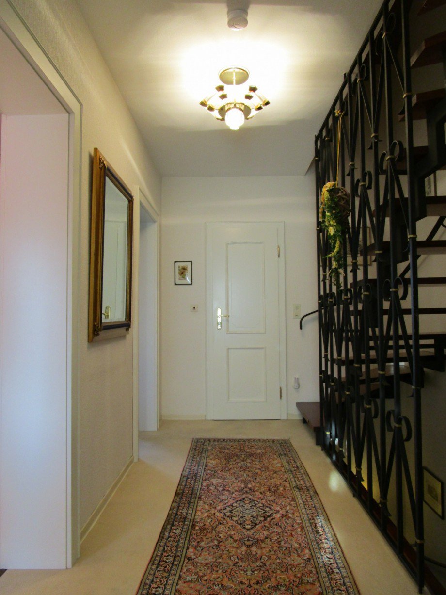 Flur im OG Doppelhaush�lfte Sankt Augustin