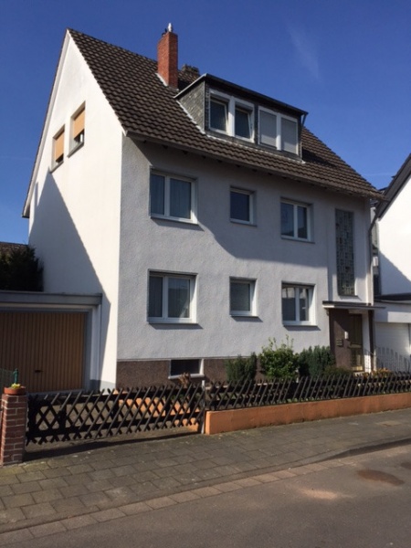 Hausansicht Etagenwohnung Sankt Augustin / Meindorf