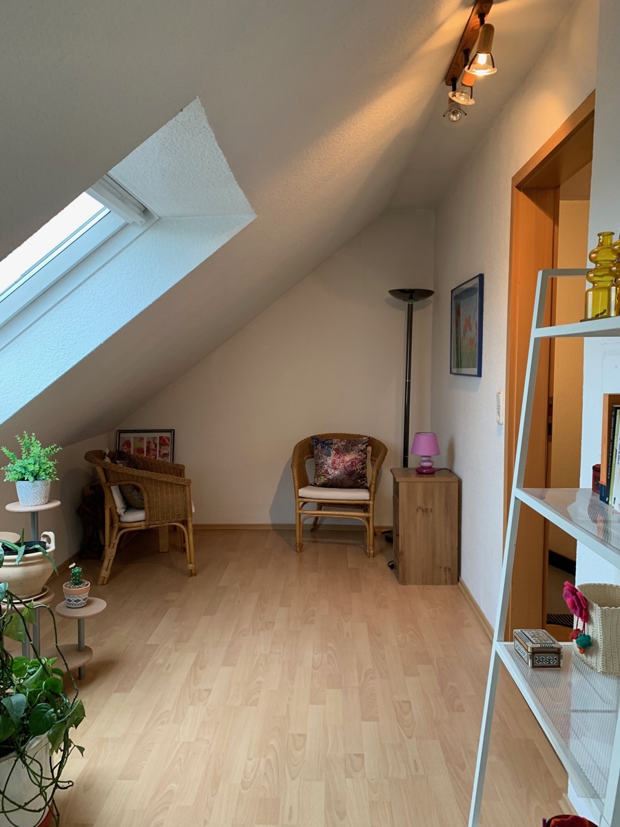 Zimmer 2 im DG Reihenhaus Sankt Augustin