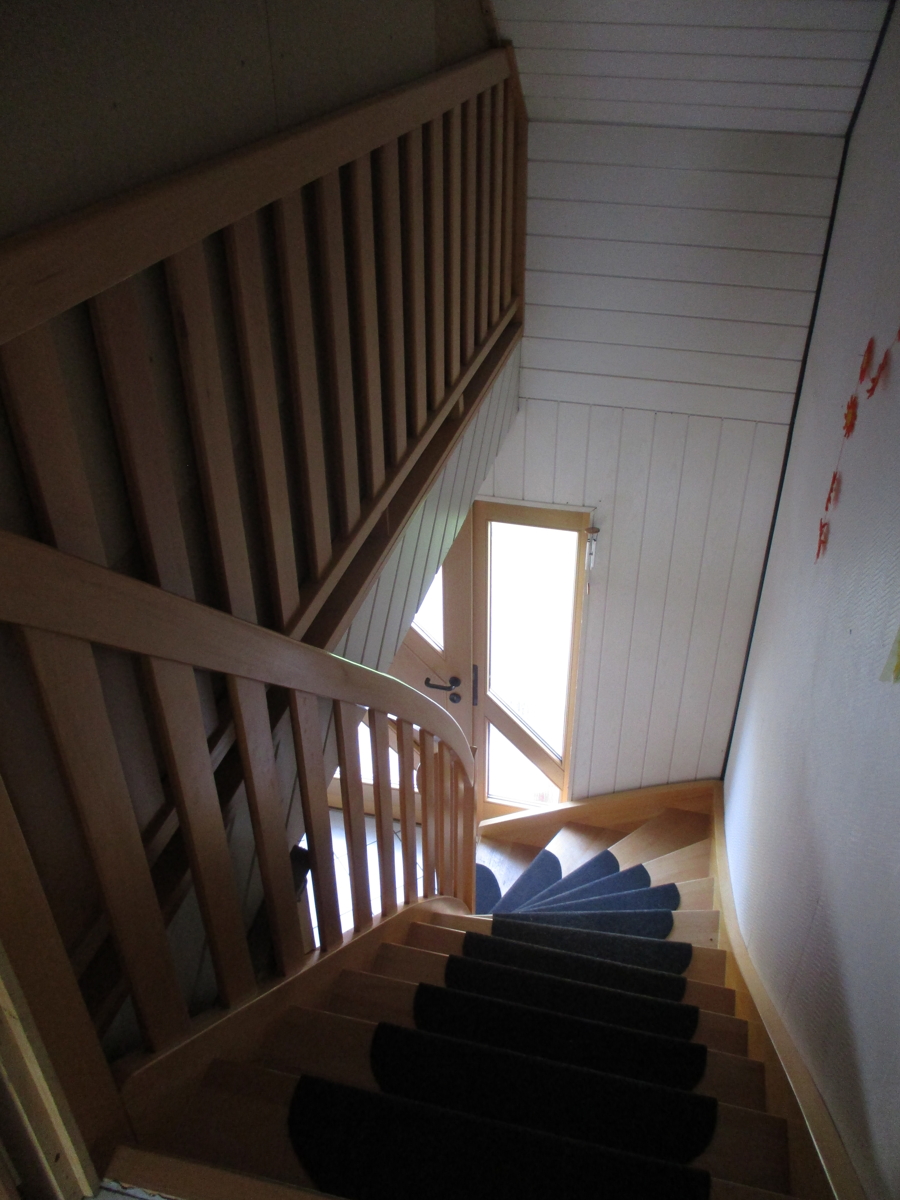 Treppe ins Obergescho� Einfamilienhaus Windeck / Dattenfeld