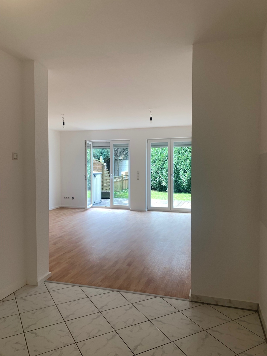 Blick von der K�che in das Wohn,- Esszimmer Reihenhaus Hennef